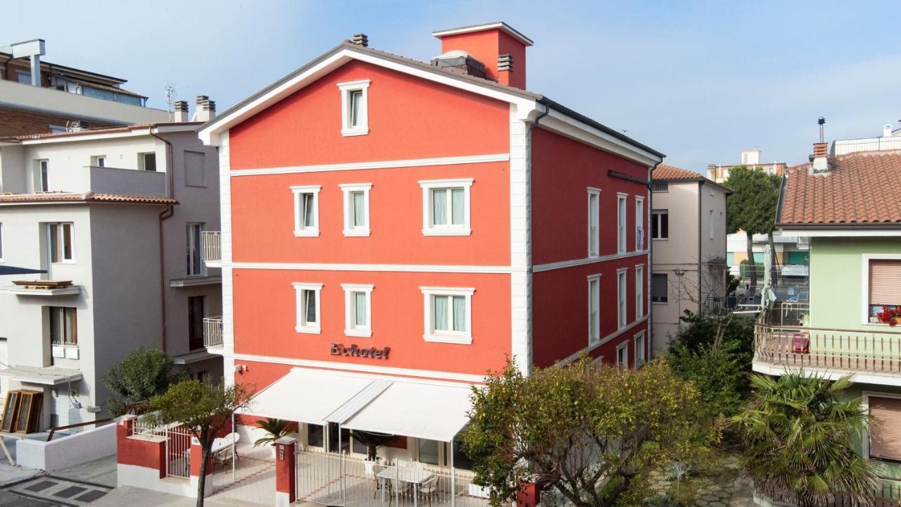 Echotel Porto Recanati Esterno foto