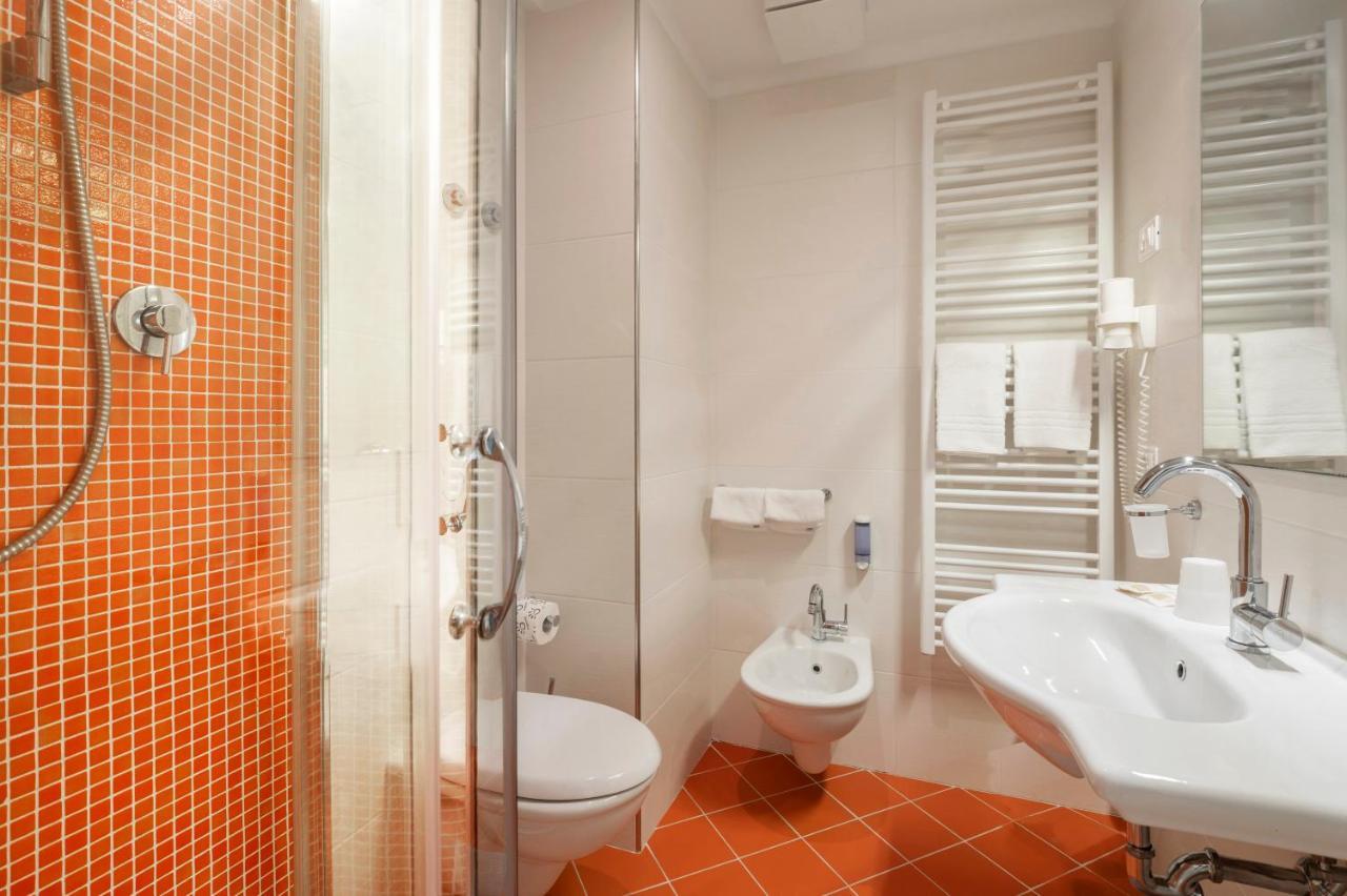 Echotel Porto Recanati Esterno foto